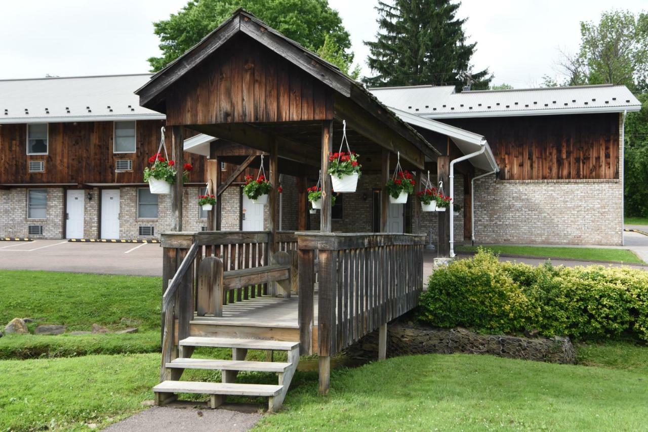 Casselman Inn Grantsville Exterior photo